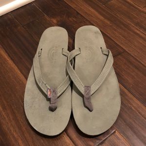Ladies Rainbow Sz Large (7.5-8.5) Gray Flip Flop
